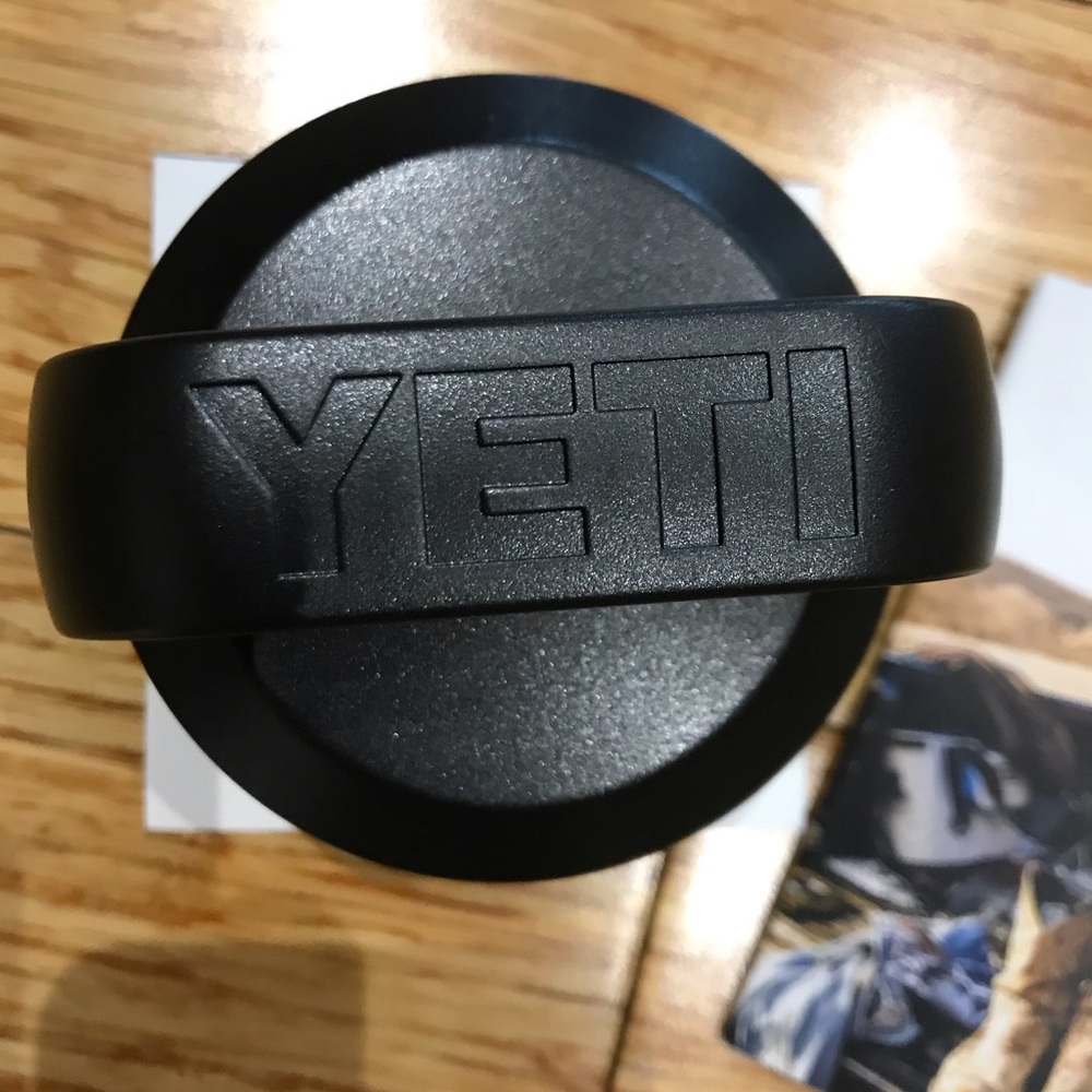 YETI Rambler Bottle Triplehaul Cap & Decal NWOT